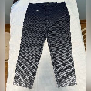 Polkadot, navy and white cropped pants. Size 1X.
